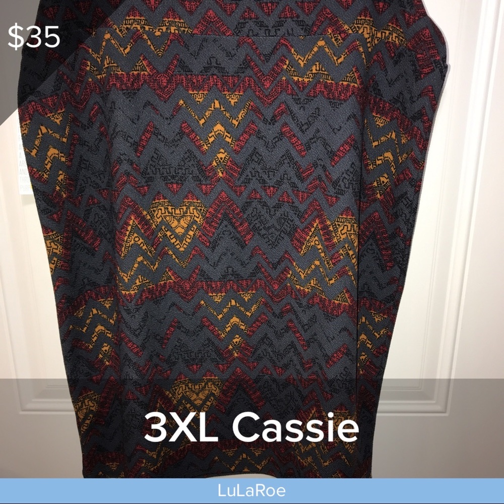 3XL Lularoe Cassie NWT (BUNDLE FOR MORE SAVINGS)